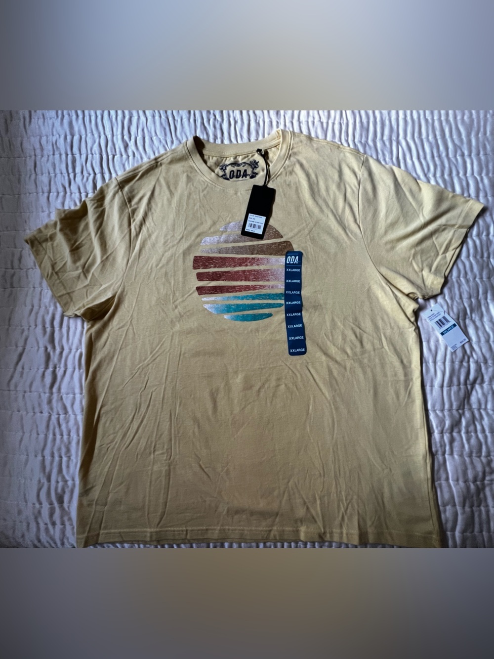 ODA “ONE DAY AWAY” YELLOW & MIXED COLORS SHORT SLERVE T-SHIRT. SIZE XXL
NWT